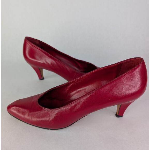 Vintage YSL Paris Shoes Size 8N Cherry Red Leather Pumps - Picture 2 of 11